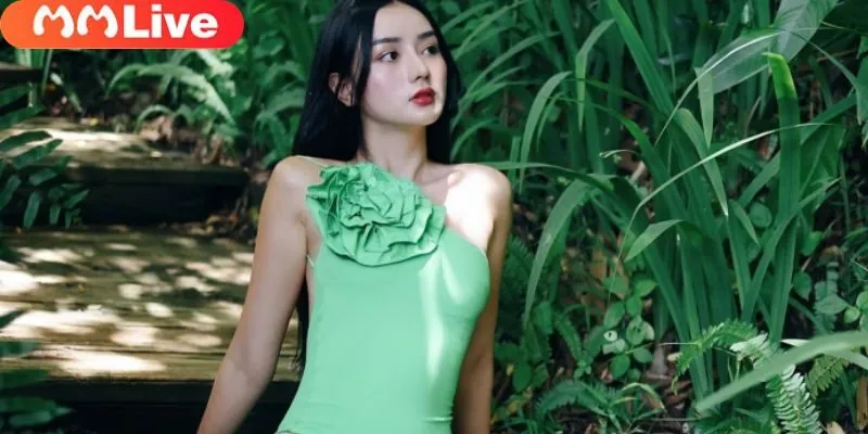 Tài Năng Và Phong Cách Livestream Của Angela Chu